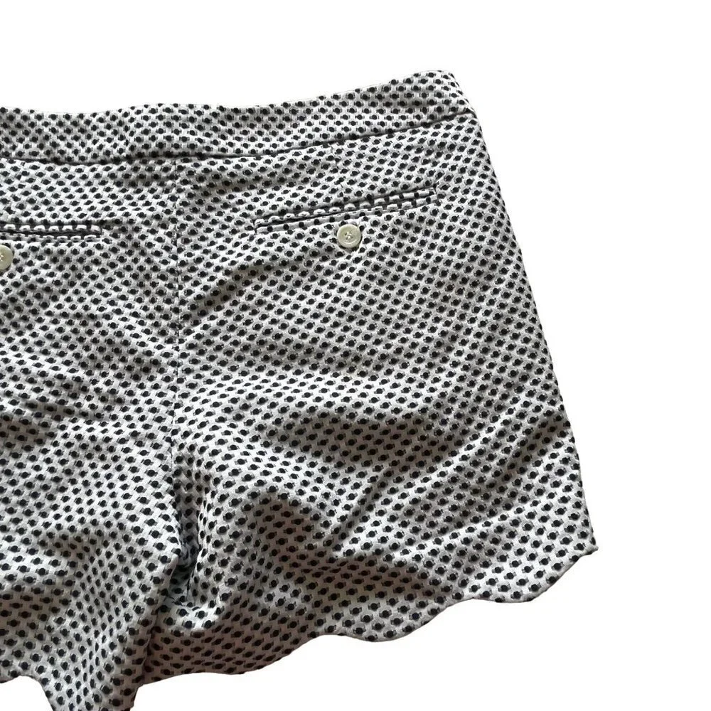 Saint Tropez West Scalloped Hem Shorts Woven White Navy Polka Dot Pattern Size 6